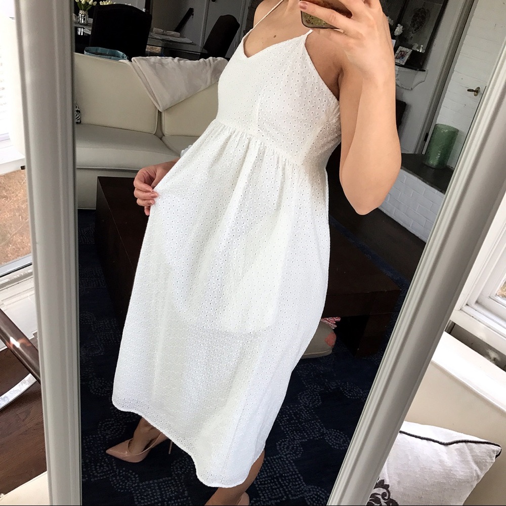 Off White Baggy Embroidered Midi Dress! 🌸 - Picture 7 of 8